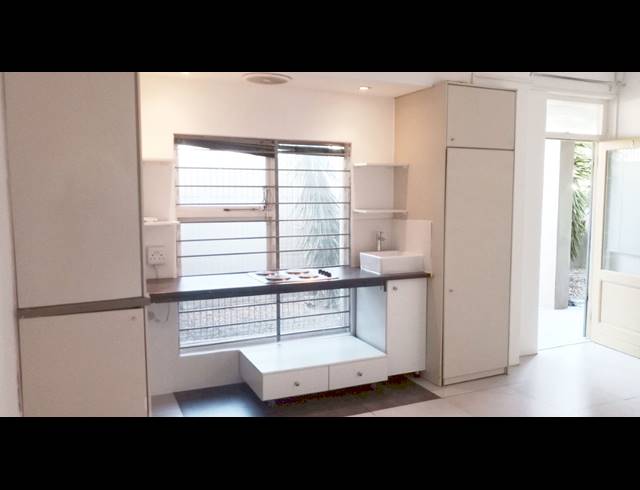 1 bed property to rent in WOODSTOCK